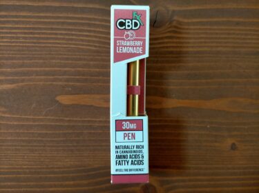 CBDfx 旧型ベイプペンをレビュー！甘い香りと煙っぽさを感じる簡単便利なデバイス